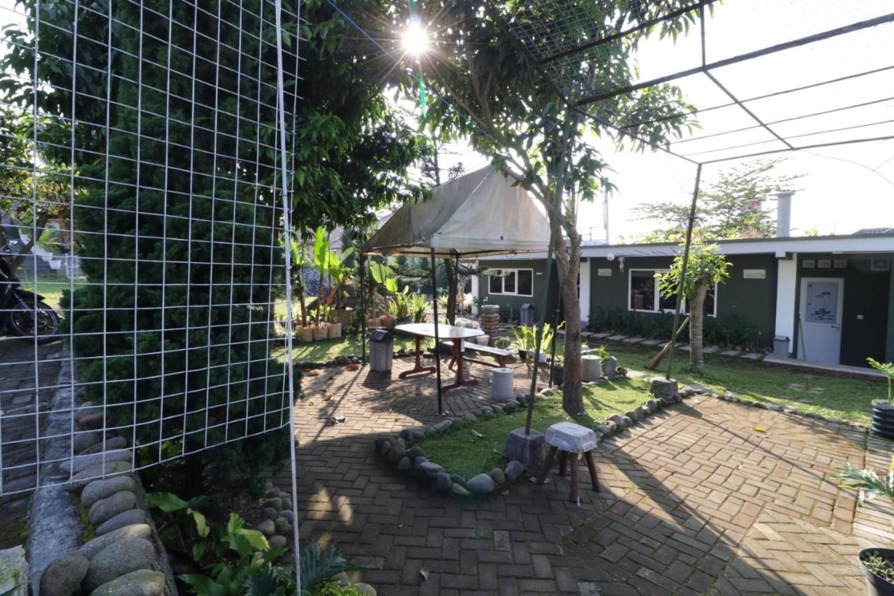 Lembur Incu Syariah Villa & Resto Lembang Dış mekan fotoğraf