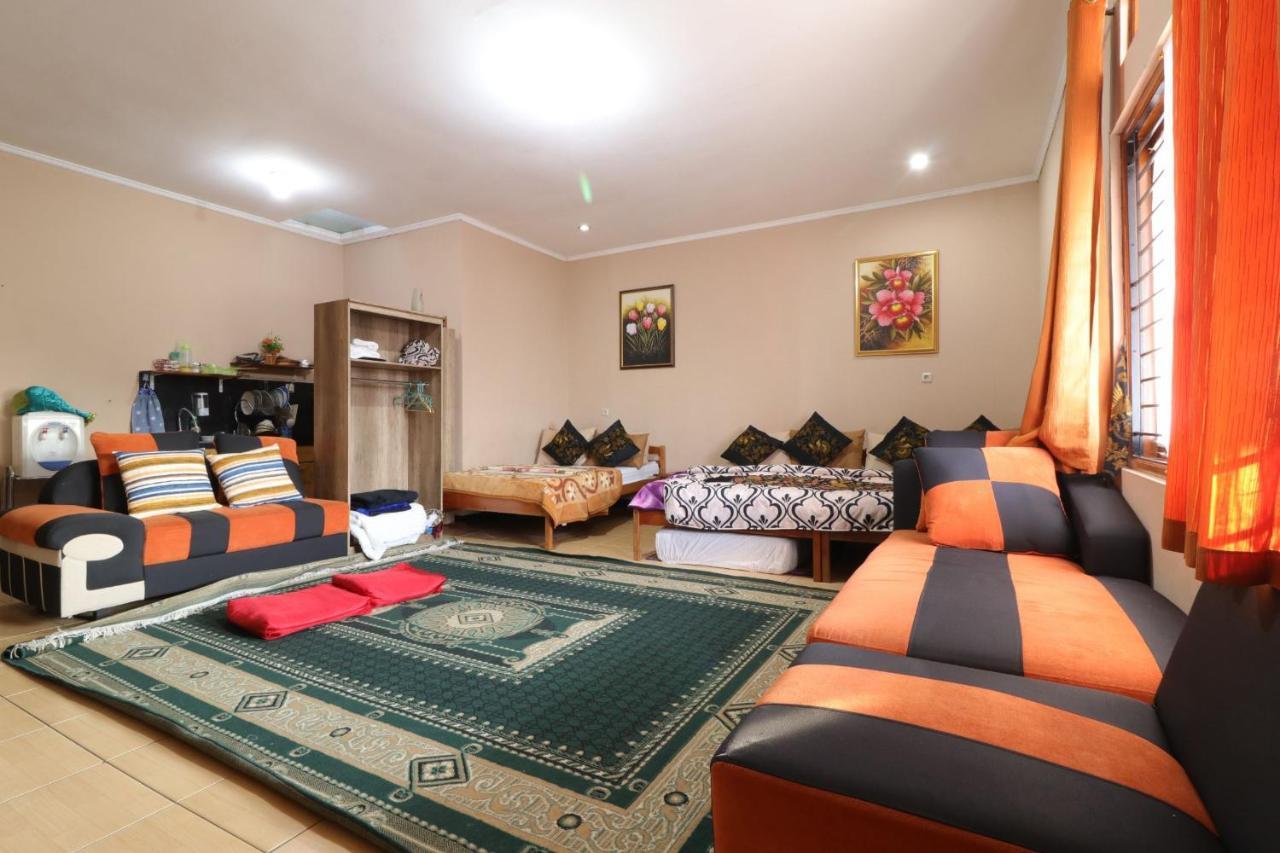 Lembur Incu Syariah Villa & Resto Lembang Dış mekan fotoğraf