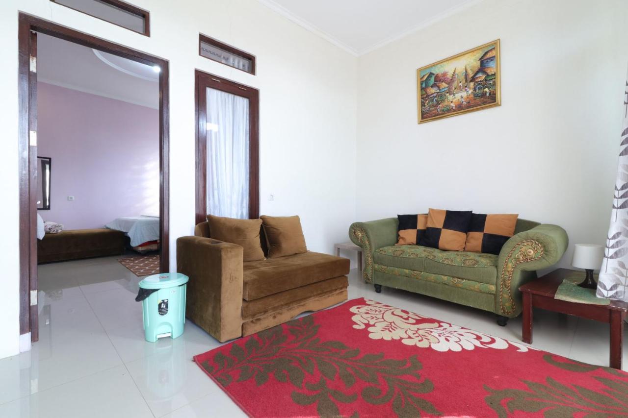 Lembur Incu Syariah Villa & Resto Lembang Dış mekan fotoğraf